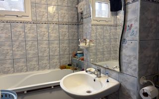 Apartament spatios cu trei camere, Piata Straduintei, 115.000€ - Poză 18