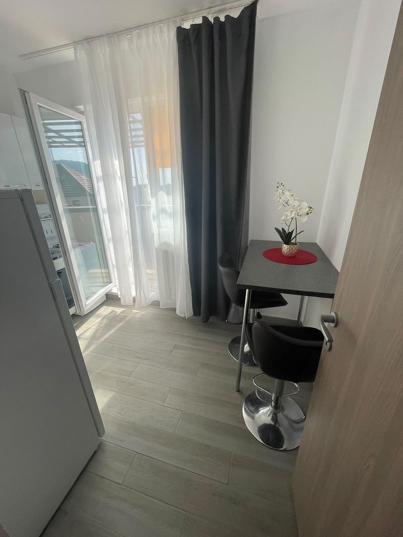 Apartament 2 camere decomandat | Terasă generoasă 38 mp | Parcare inclusă - Poză 5