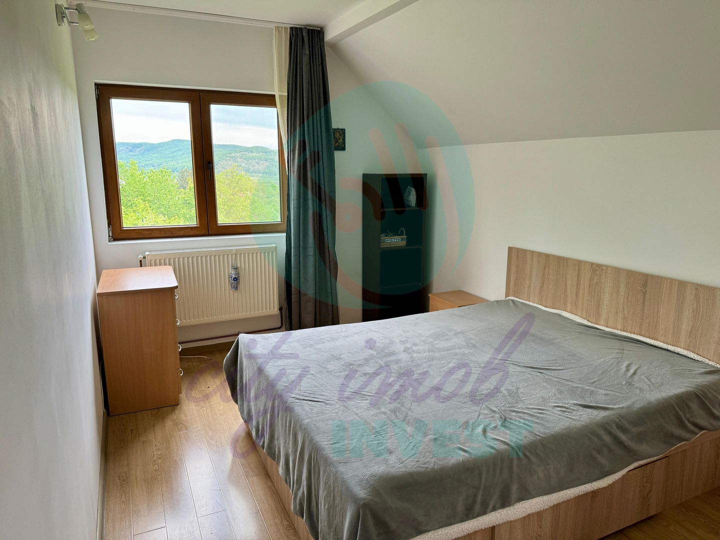 Oază de liniște și confort la poalele pădurii – Casa ta de vis! - Poză 8