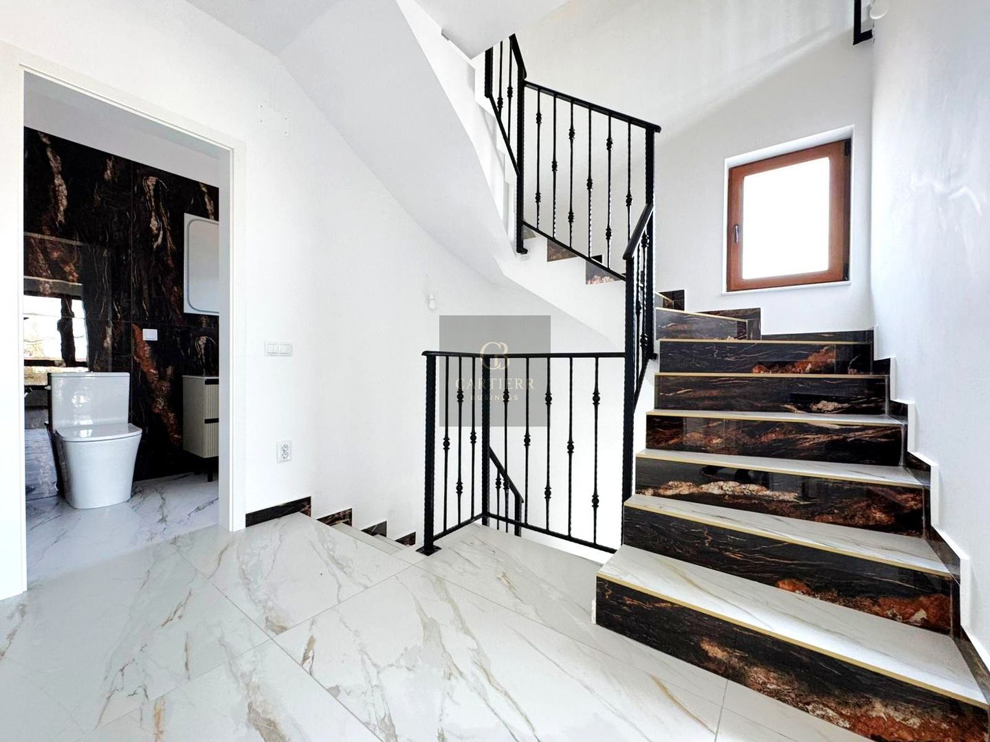 CASĂ + GARAJ | 5 CAMERE | BERCENI | - Poză 13