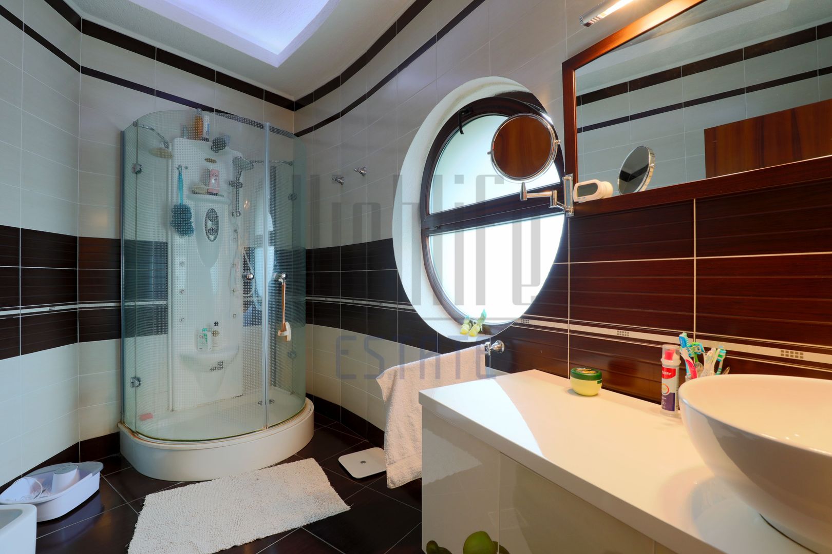 Vila de lux deosebita 9 Camere Pipera Erou Iancu Nicolae 298mp teren - Poză 22