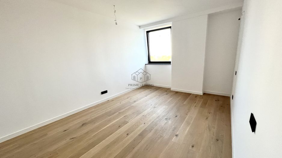 APARTAMENT DEOSEBIT CU 3 CAMERE LA VANZARE CU VEDERE SPRE PARC - Poză 12