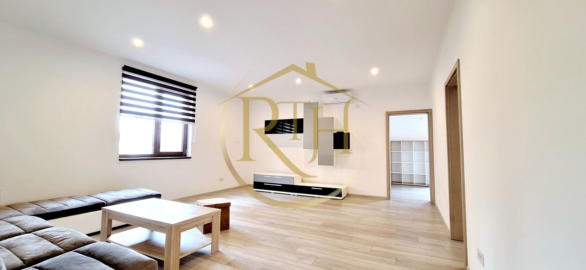 Oferim spre inchiriere apartament spatios, 3 camere, Bloc Nou, Braytim - Poză 2