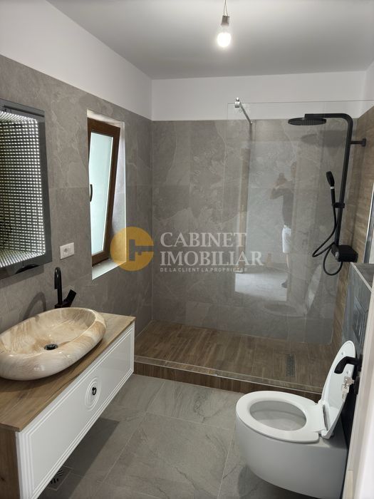Casa PREMIUM la Asfalt - Garaj - 4 camere 2 bai - INTABULATA - Poză 3