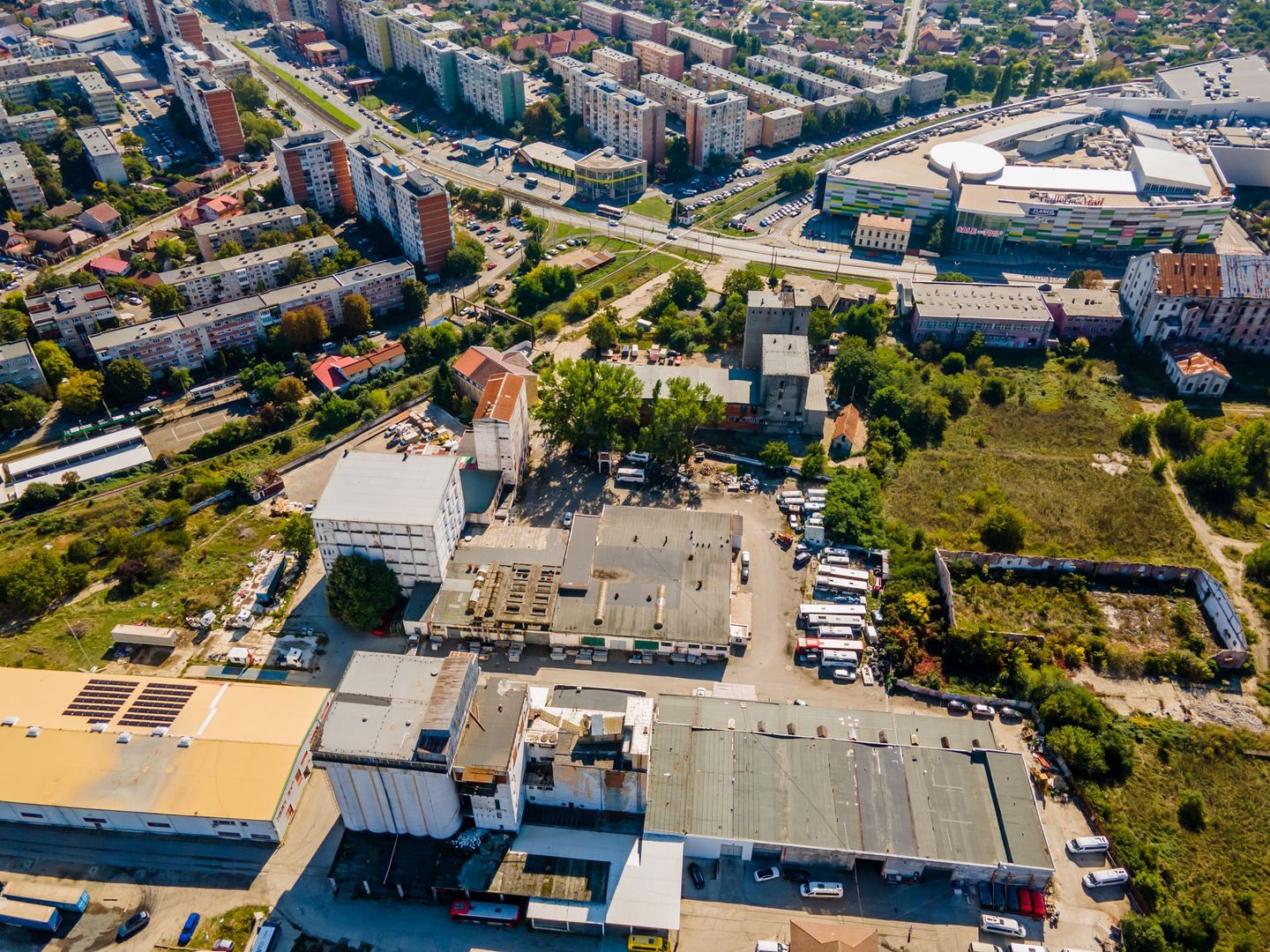 Clădire turn industrială - Poză 6
