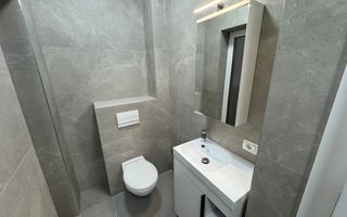 Mobilat si utilat. 2 locuri de parcare. Curte privata in CF - Poză 10