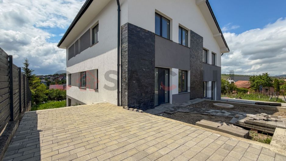 Casa cu 6 camere, zona Auchan Iris! - Poză 4