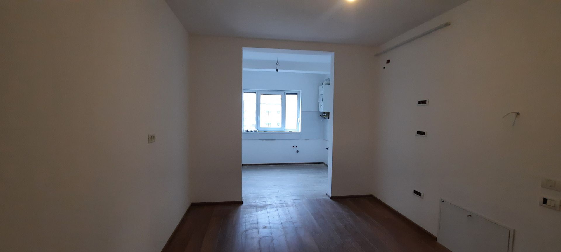 Apartament cu 6 camere si 4 locuri de parcare - Kaufland - Poză 1