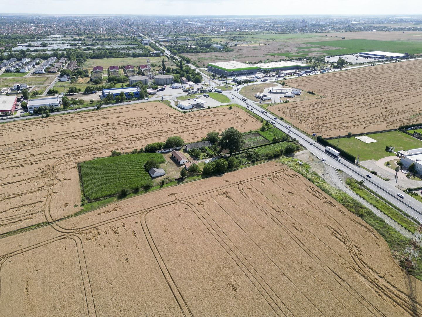 Teren 7653mp cu PUZ aprobat DN Arad Oradea - Poză 3