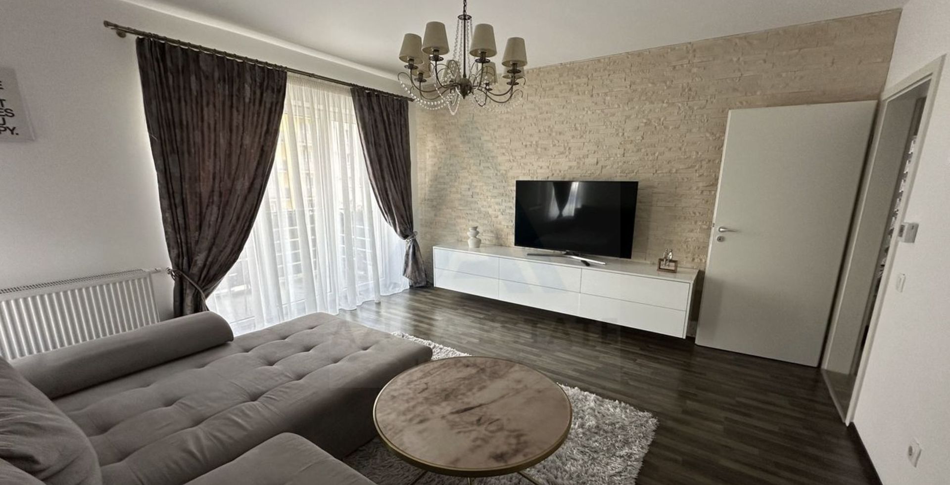 Apartament premium 2 camere bucatarie inchis si parcare in Avangarden - Poză 5