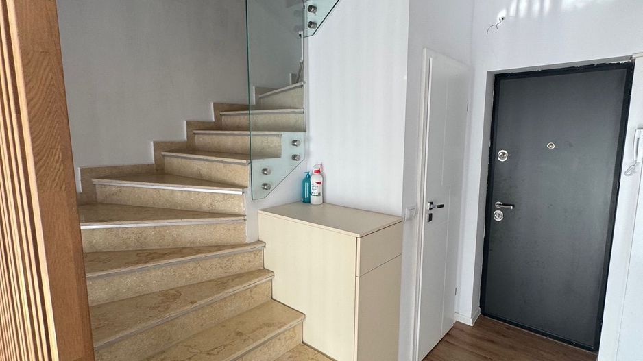 Apartament LUX 3 camere si CURTE Mega 23 august - Poză 11