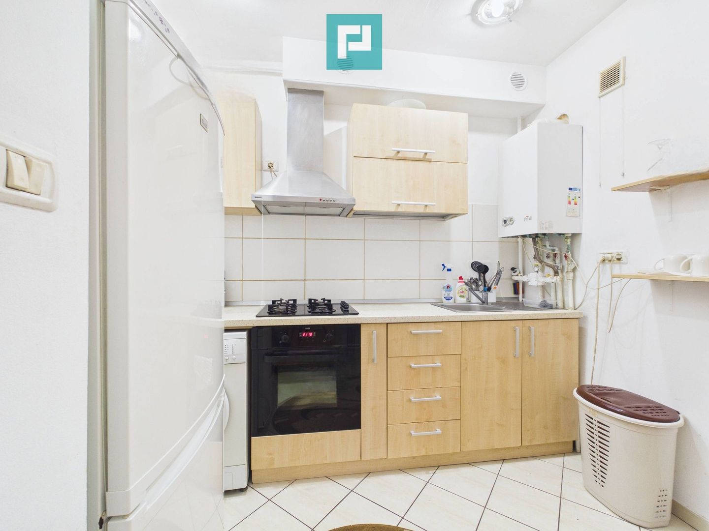 Apartament 43 mp, mobilat, AC, parter, decomandat - Poză 13