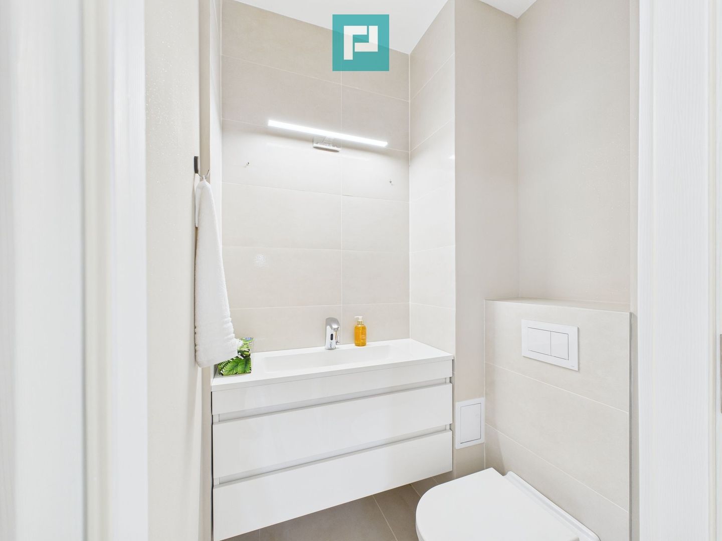 Spațiu modern cu acces stradal în zona circulată - Poză 7