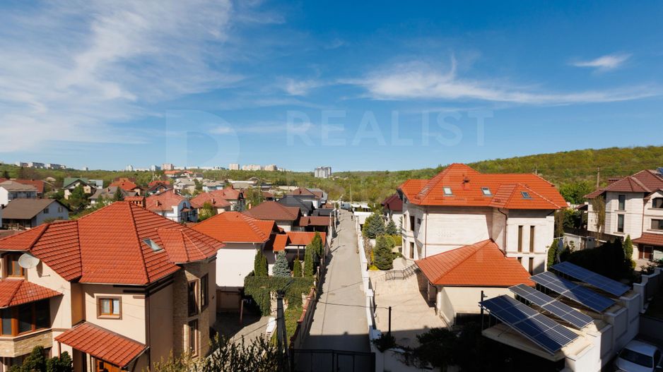 Vânzare, apartament, 2 camere + living, strada Soarelui, Botanica - Poză 1