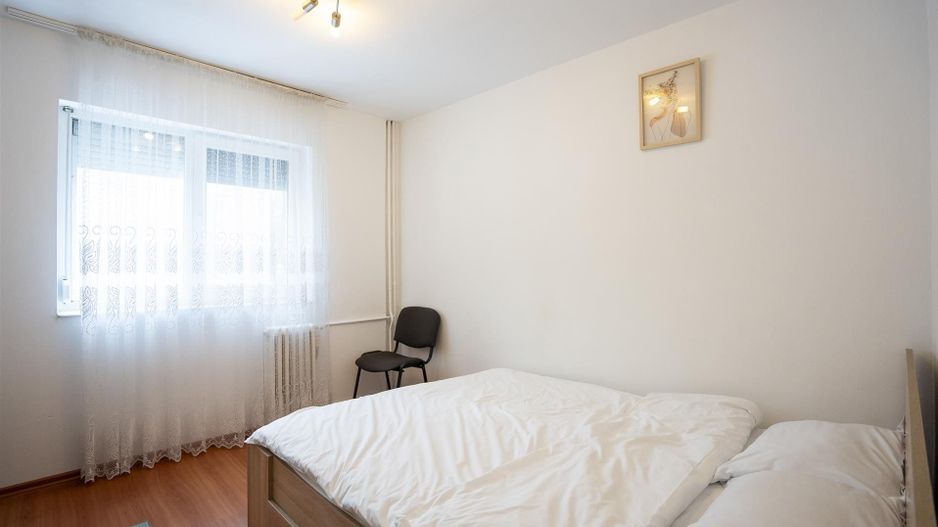 Apartament 4 camere 2 bai etaj 1 Iosia - Poză 9