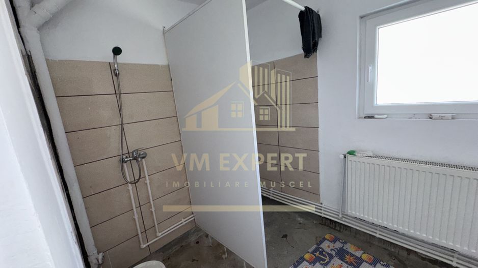 BLOC DE GARSONIERE P+4 SUPRAFAȚĂ UTILĂ 2135MP TEREN 2967 MP CĂMPULUNG - Poză 24