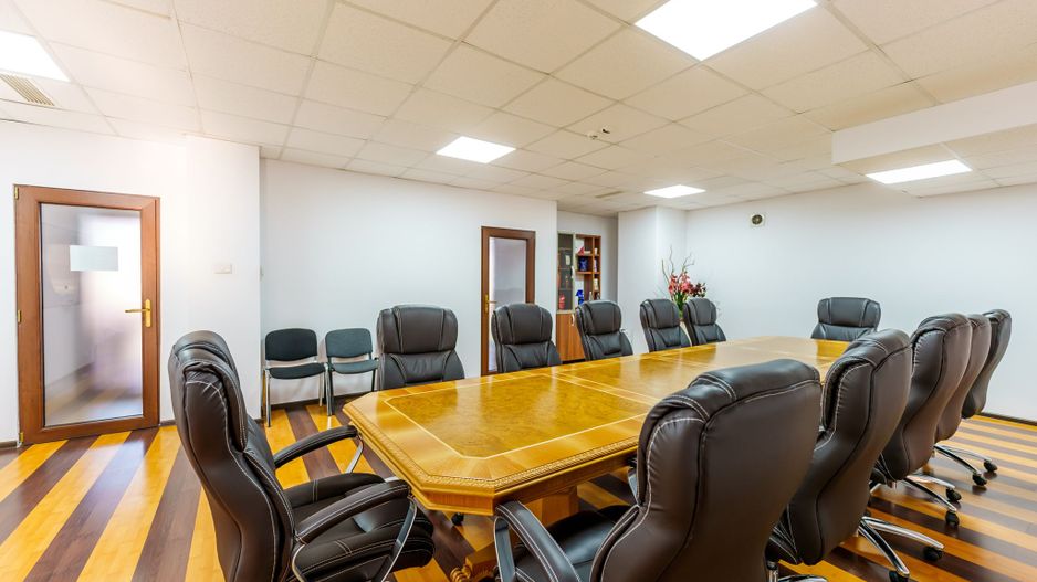 Spațiu comercial cu destinații multiple - Poză 1
