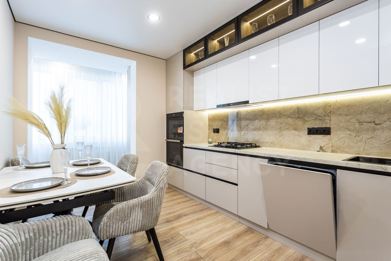Vânzare, apartament, 3 camere, bd. Mircea cel Bătrân, Ciocana - Poză 1