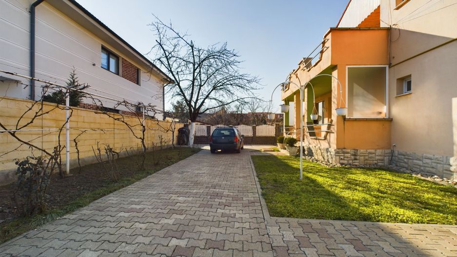 Casă spațioasă în zona Blașcovici, Timișoara - Poză 29