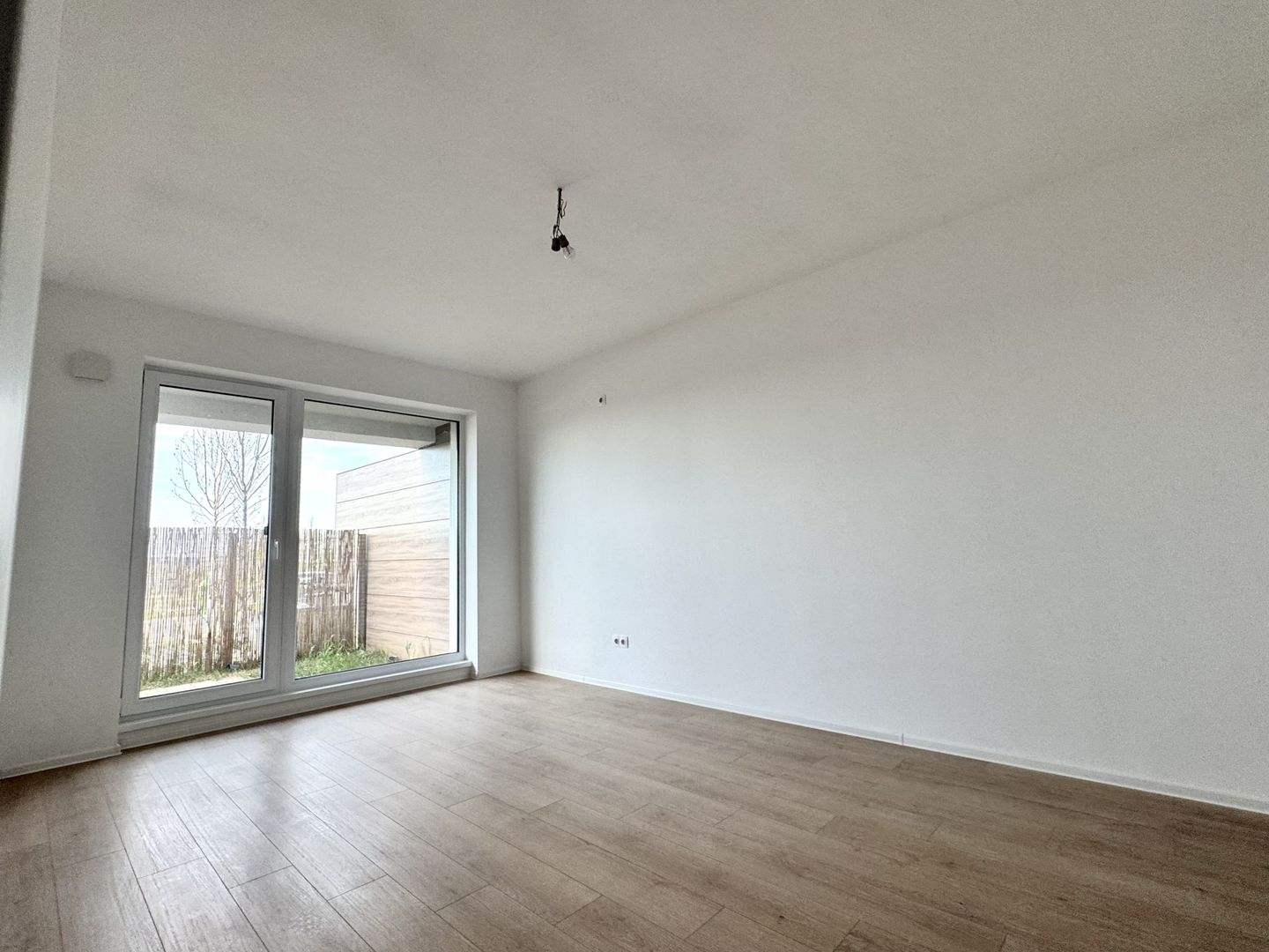 Apartament 2 camere cu Grădină Proprie - Atria Urban Resort - Poză 1