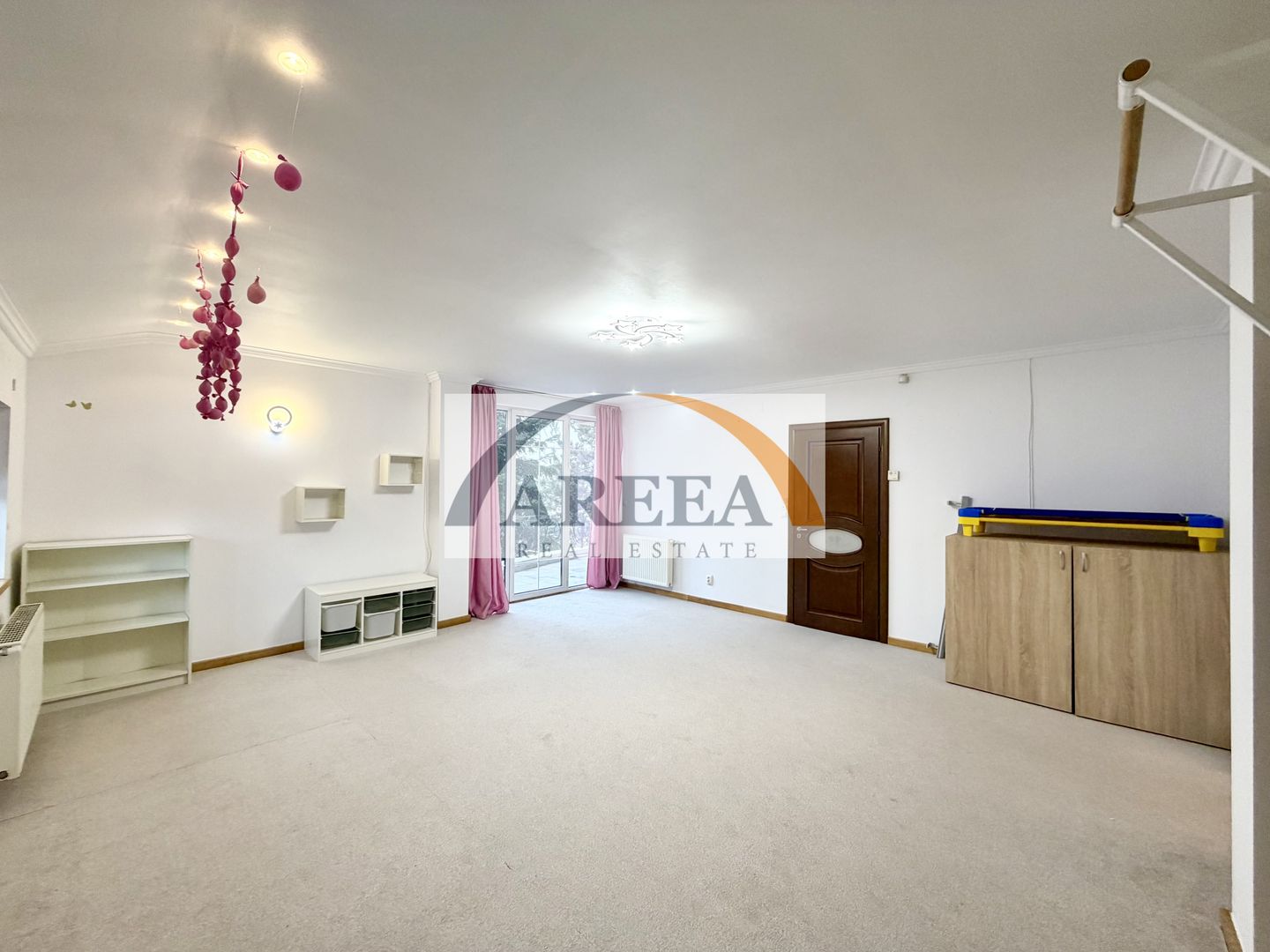 Vilă cu curte mare și piscină – ideală pentru familie, Pipera - Poză 13