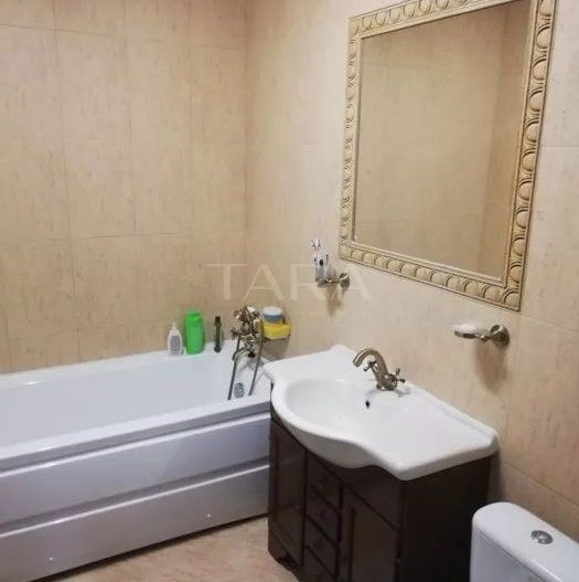 Apartament cu 3 camere de vânzare, zona Polus. - Poză 7