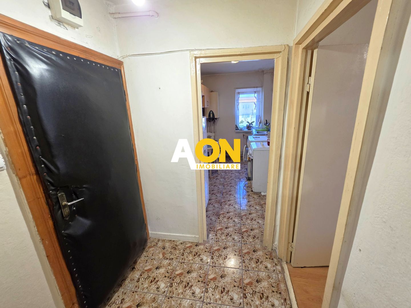 Apartament 2 camere, etaj 4 din 10, Cetate, zona B-dul Transilvaniei - Poză 3