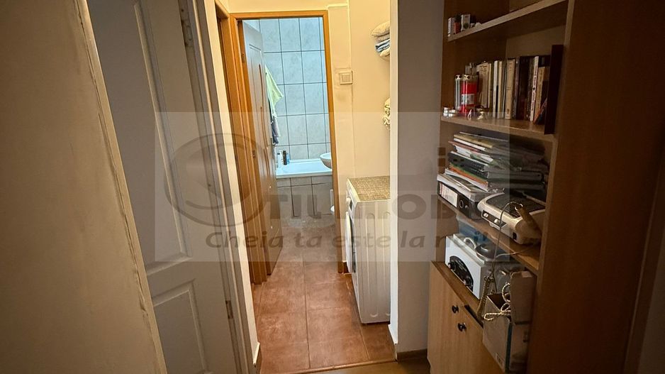 Apartament 2 camere, investiție cu chiriași 92000 EURO - Poză 10