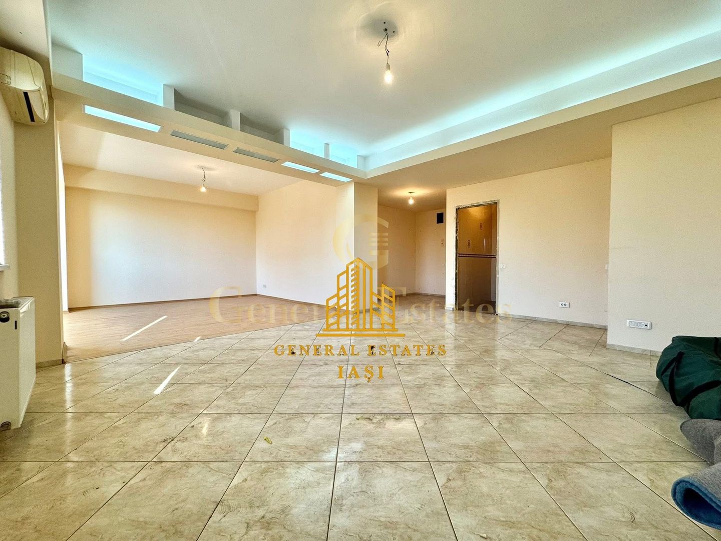 Vânzare apartament în bloc nou - 3 camere, 120 m.p. - Tătărași - Poză 14