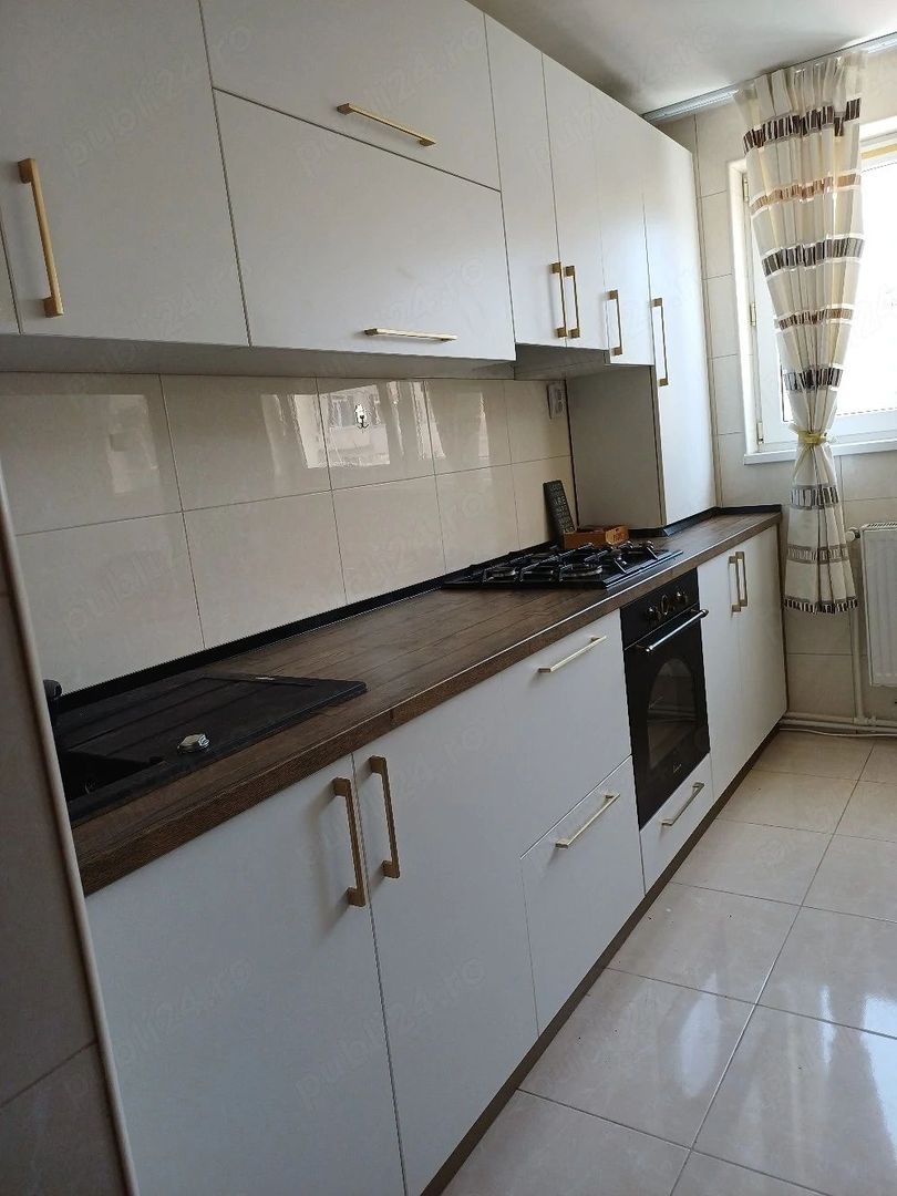 De inchiriat apartament 2 camere micro 20, et. 9, 350 euro negociabil - Poză 4