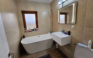 Casa 4 camere, garaj, mobilata, utilata, 311 mp teren, Alba-Micesti - Poză 12