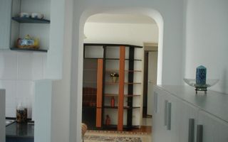 Calea Giulești, 3 camere, etaj 3 din 4, suprafață 61mp, semidecomandat - Poză 2