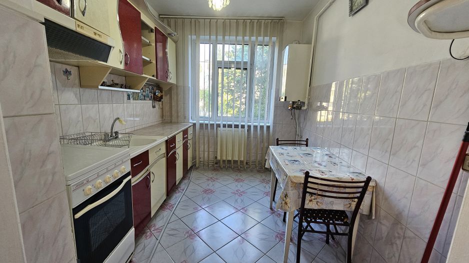Apartament 2 camere Ultracentral, etaj 1, Centrala mobilat utilat - Poză 2
