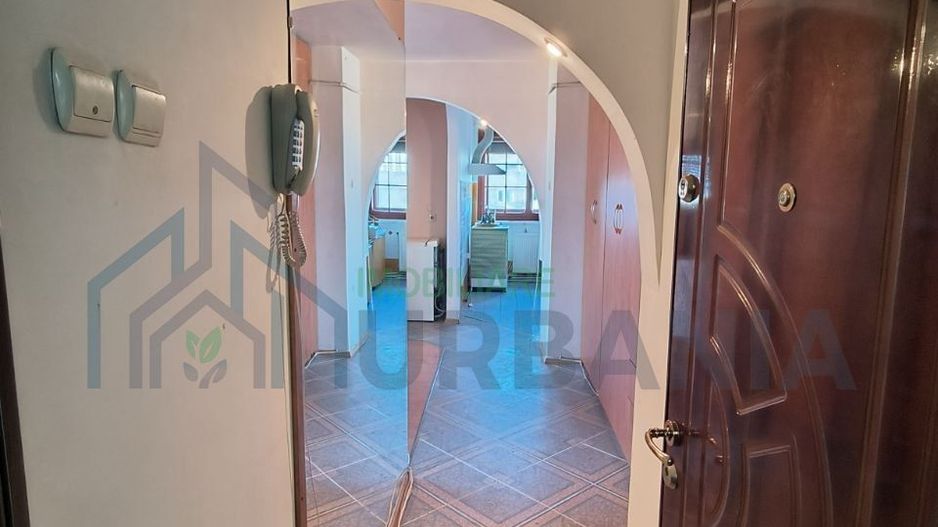 Apartament superb cu 2 camere în Copou, lângă Universitate - Poză 4