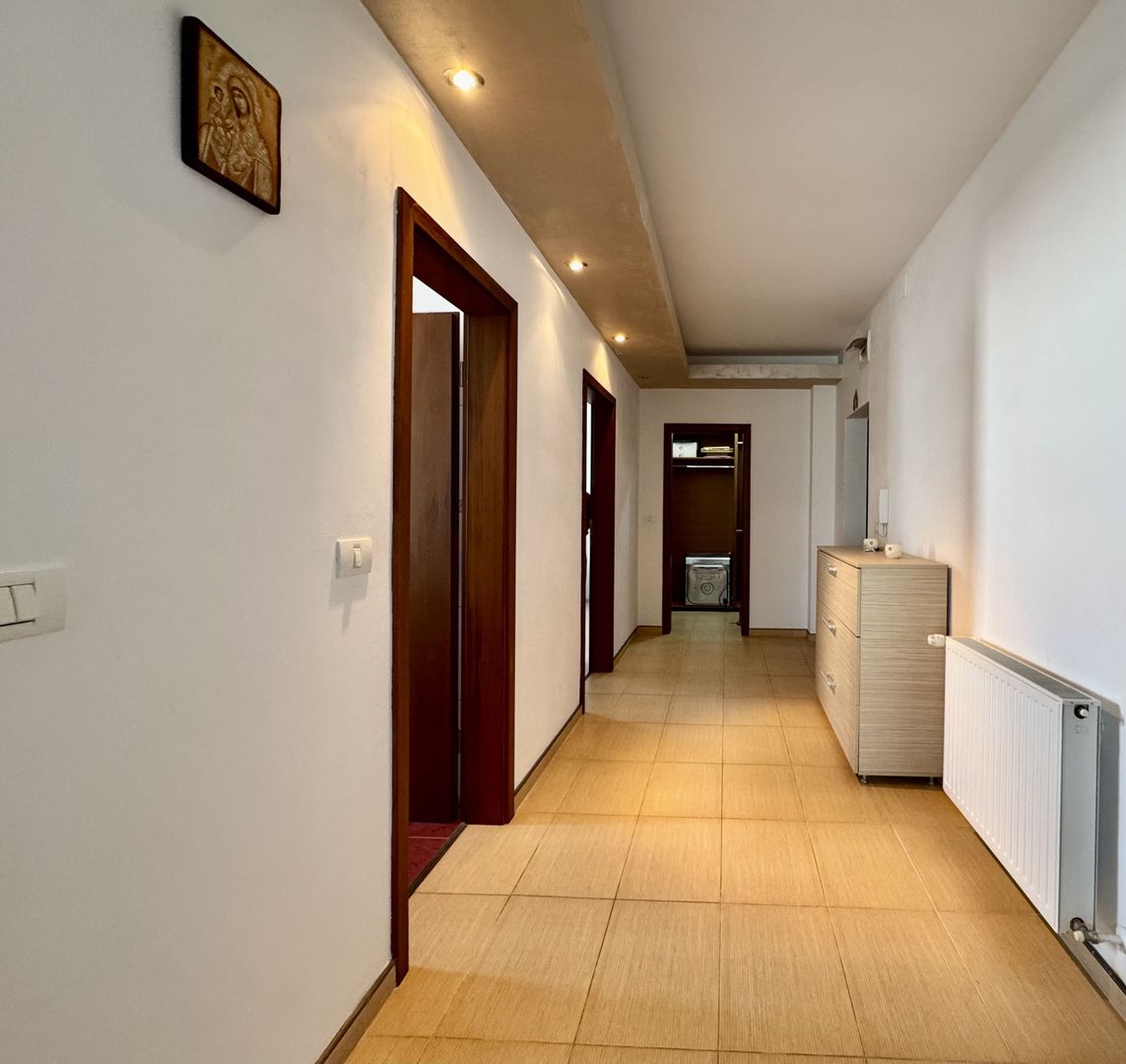 Apartament 2 camere, spațios si primitor, lângă pădure, zona Fropin - Poză 11