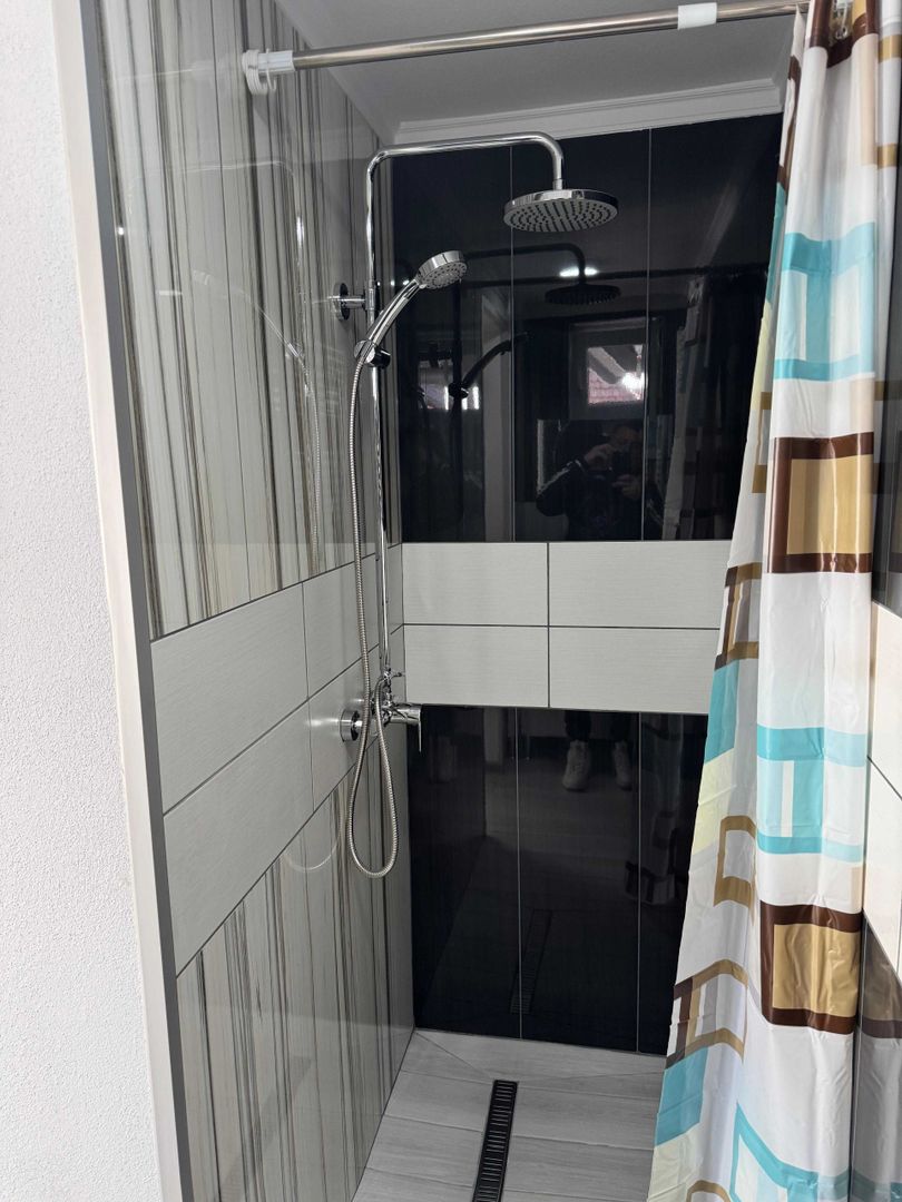 Casa complet renovata, 3 camere, 101 mp utili, pivnita, curte, Sebes - Poză 4