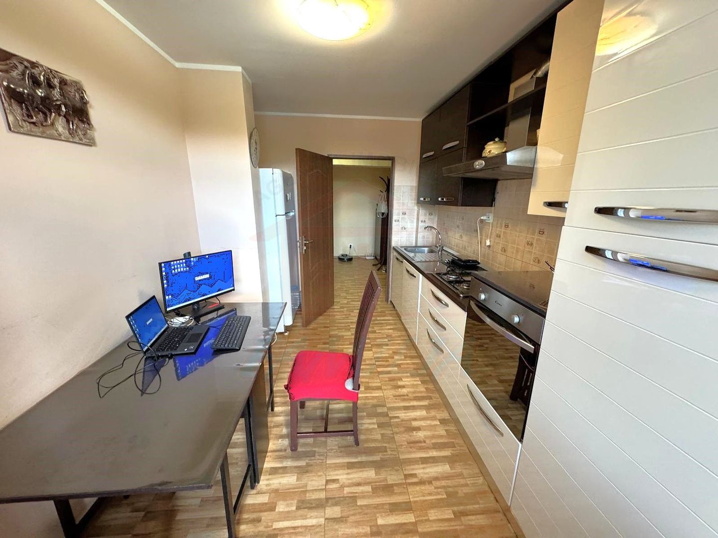 70.000 Euro 3 camere, liber, decomandat, zona Gradina Publica - Poză 5