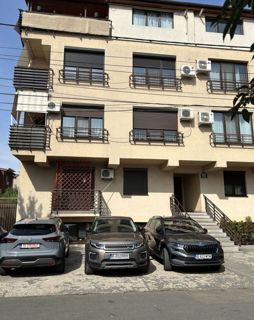 AP. 3 CAMERE BD. LAMINORULUI, LOC PARCARE, CENTRALA, BOXA, COMISION 0% - Poză 13