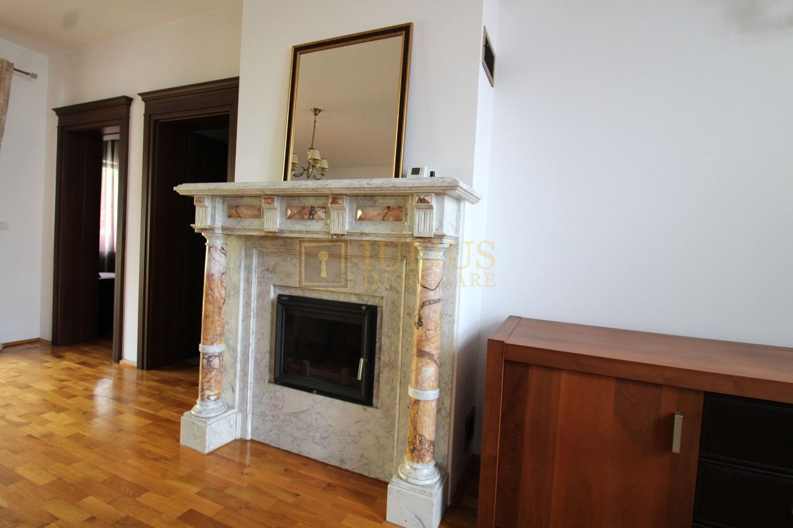 Duplex spațios – Dumbrăvița, cu garaj, bucatarie inchisa - Poză 6