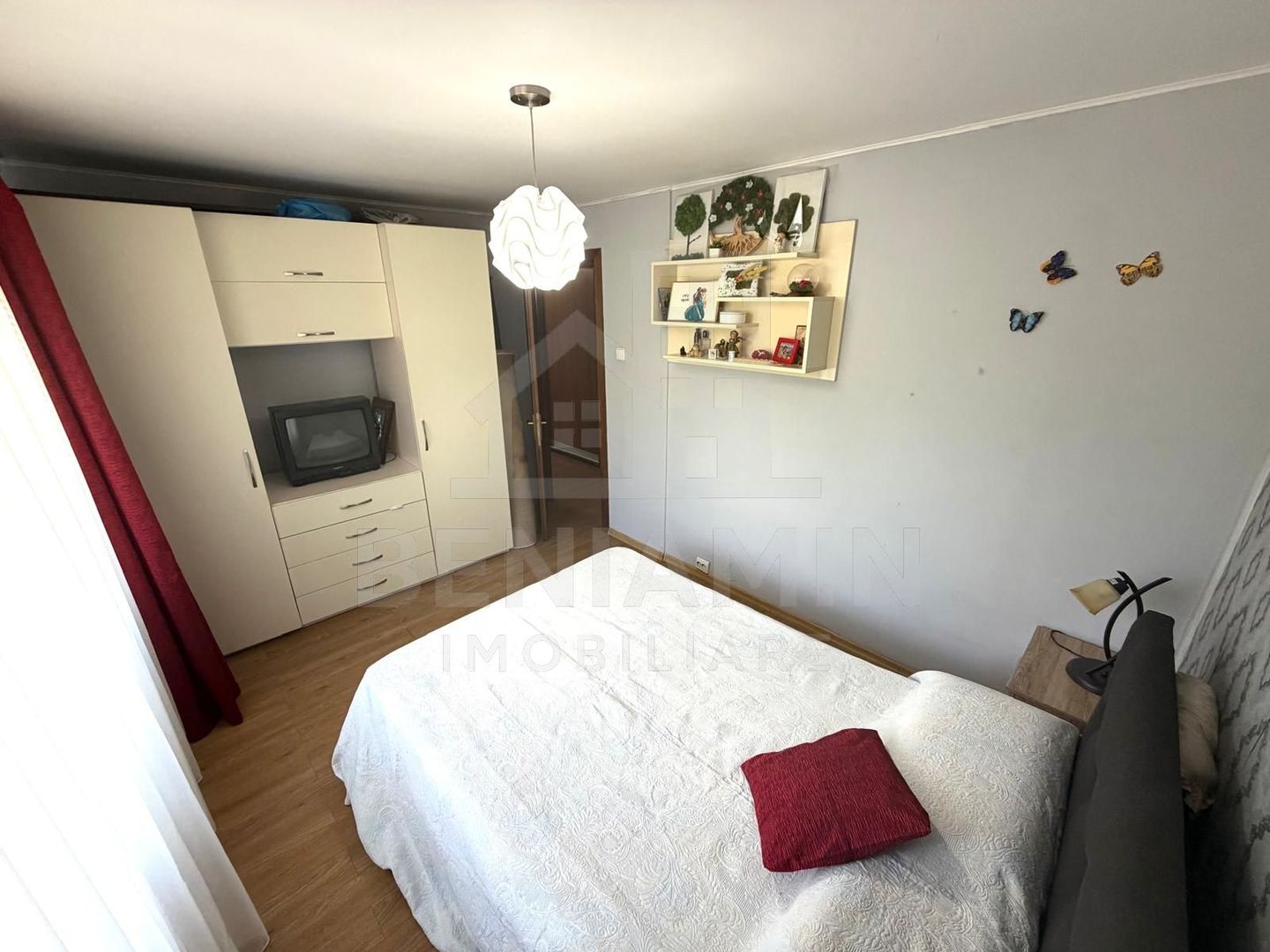 Apartament 3 camere Rovine Profi Etaj 1 66mp teava de gaze - Poză 6