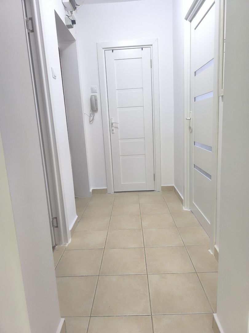 Apartament cu 3 camere in zona Semicentral ( Bodor Péter) - Poză 9