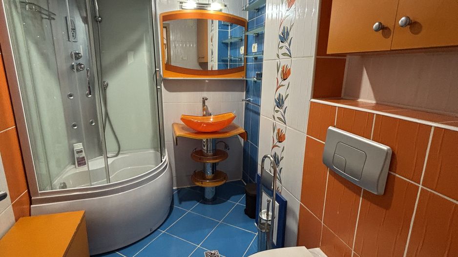 Apartament generos 2 camere - Poză 19
