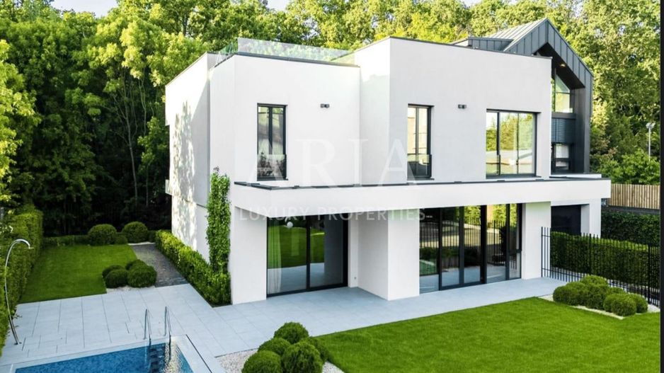 2025 Arhitectură minimalistă. Eleganță fără compromis. – PIPERA - Poză 10