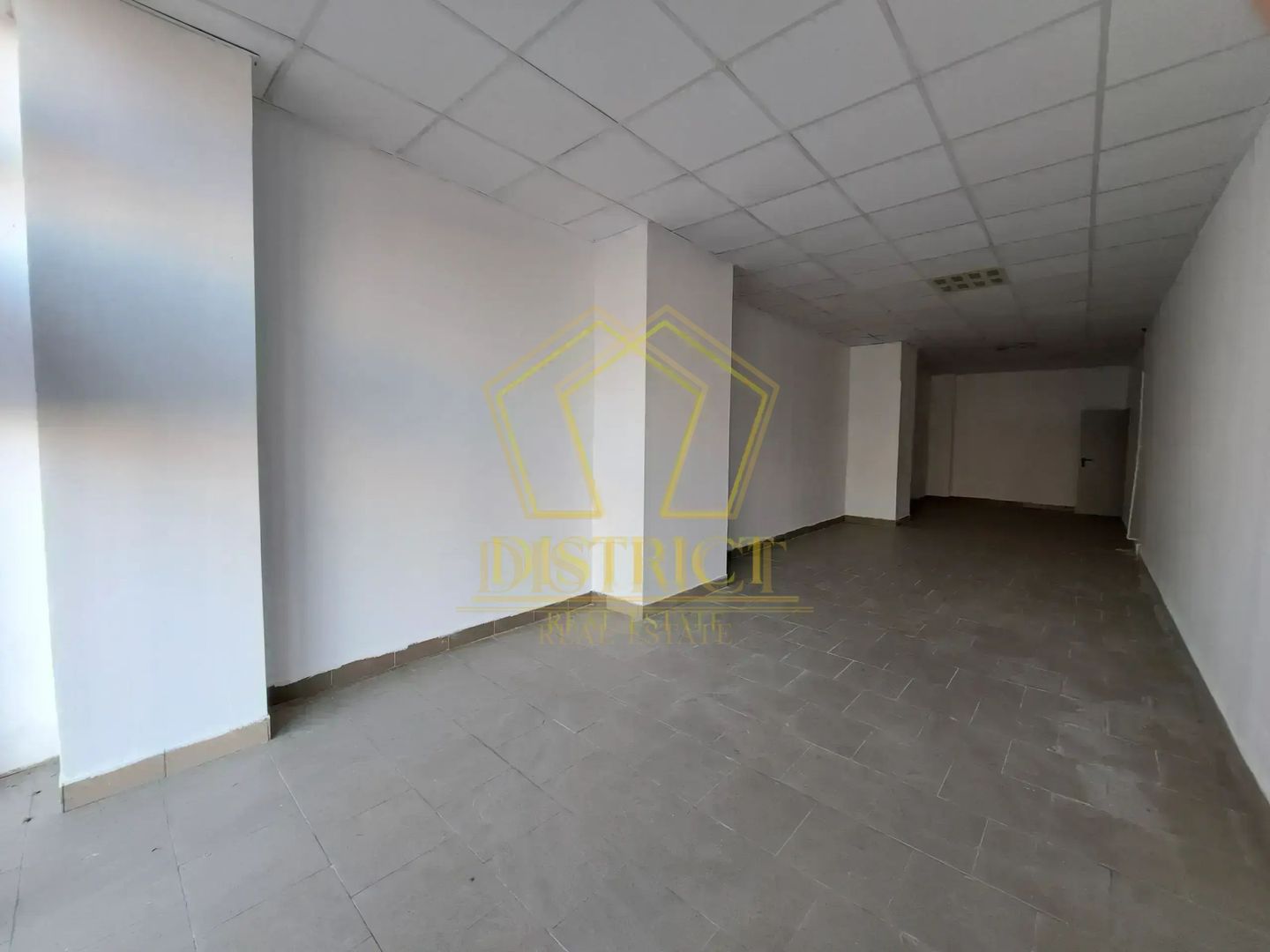 Spatiu comercial 70 mp cu VAD I Zona Garii - Poză 1