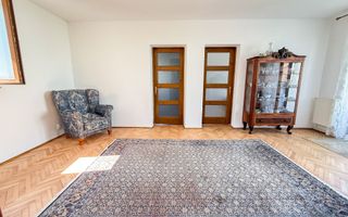 Apartament in vila, etajul 1, Zona Pasapoarte! Garaj inclus in pret! - Poză 3