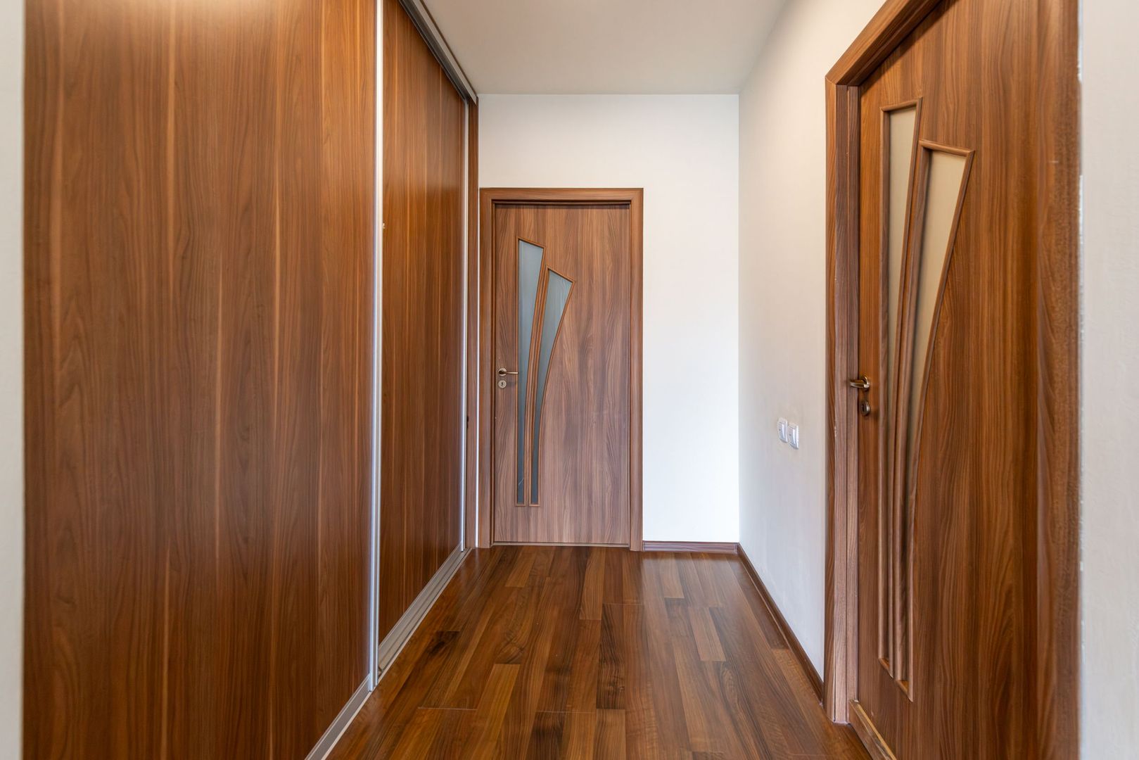 zona Europa - 2 camere luminos, etaj 1 - Poză 11