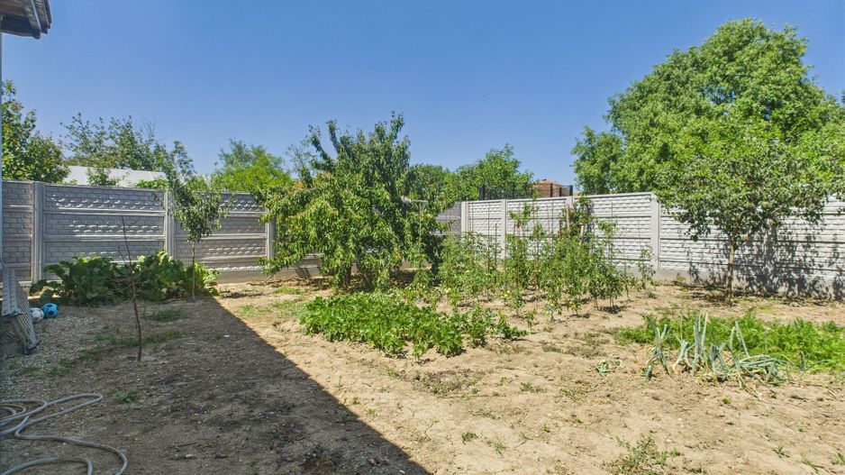 Casă individuală în Bucovăț - Poză 22