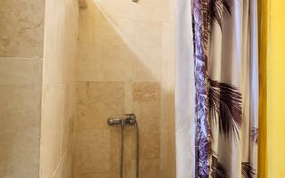 Oportunitate de investitie! Casa de vanzare in zona Andrei Muresanu! - Poză 7