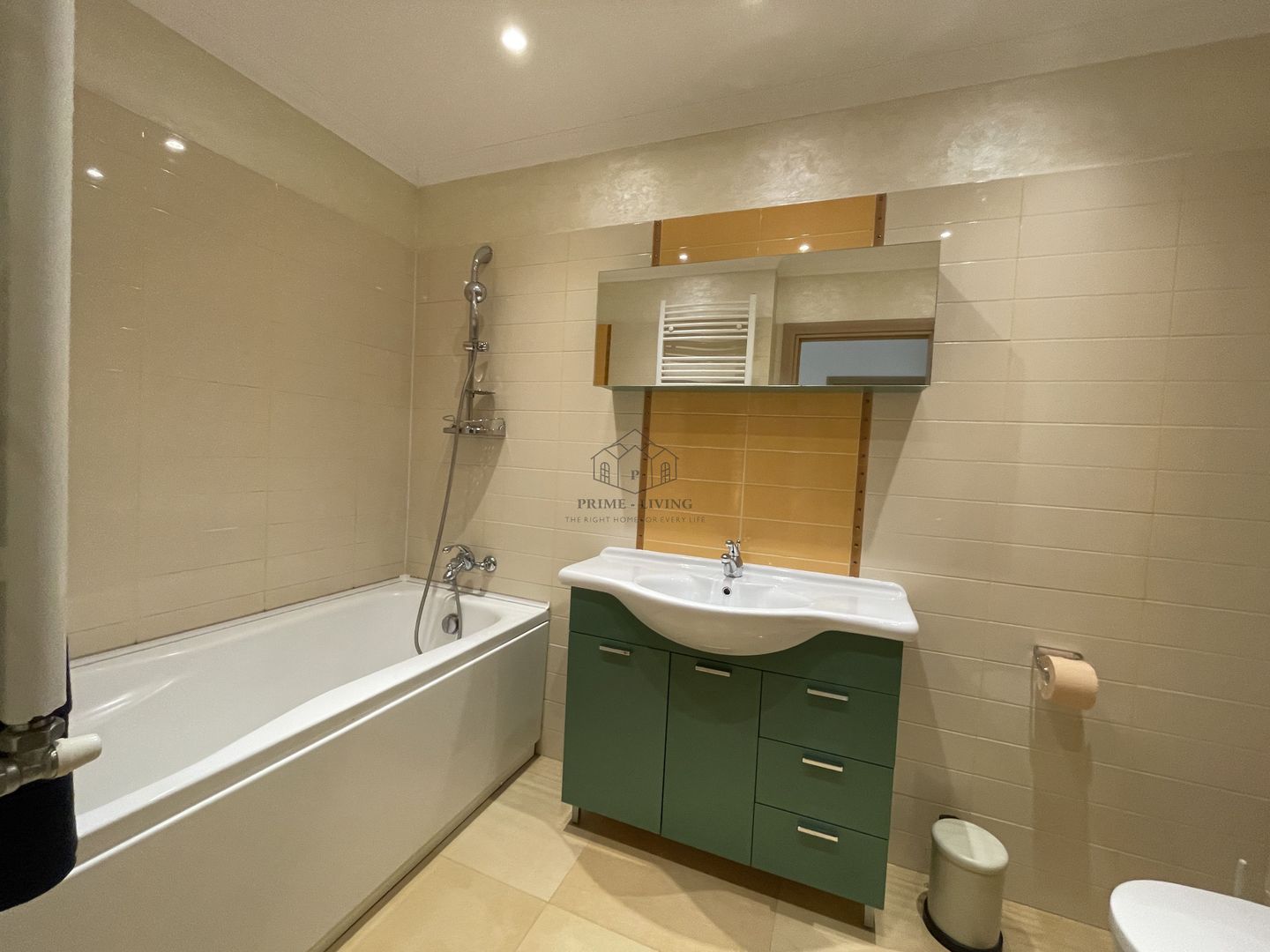 APARTAMENT CU 3 CAMERE, PARTER CU GRADINA LA INCHIRIERE IN COMPLEX - Poză 16