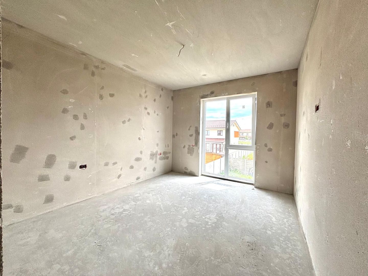 Casa individuala cu arhitectura deosebita, 170 000 Euro -  Sacalaz - Poză 8